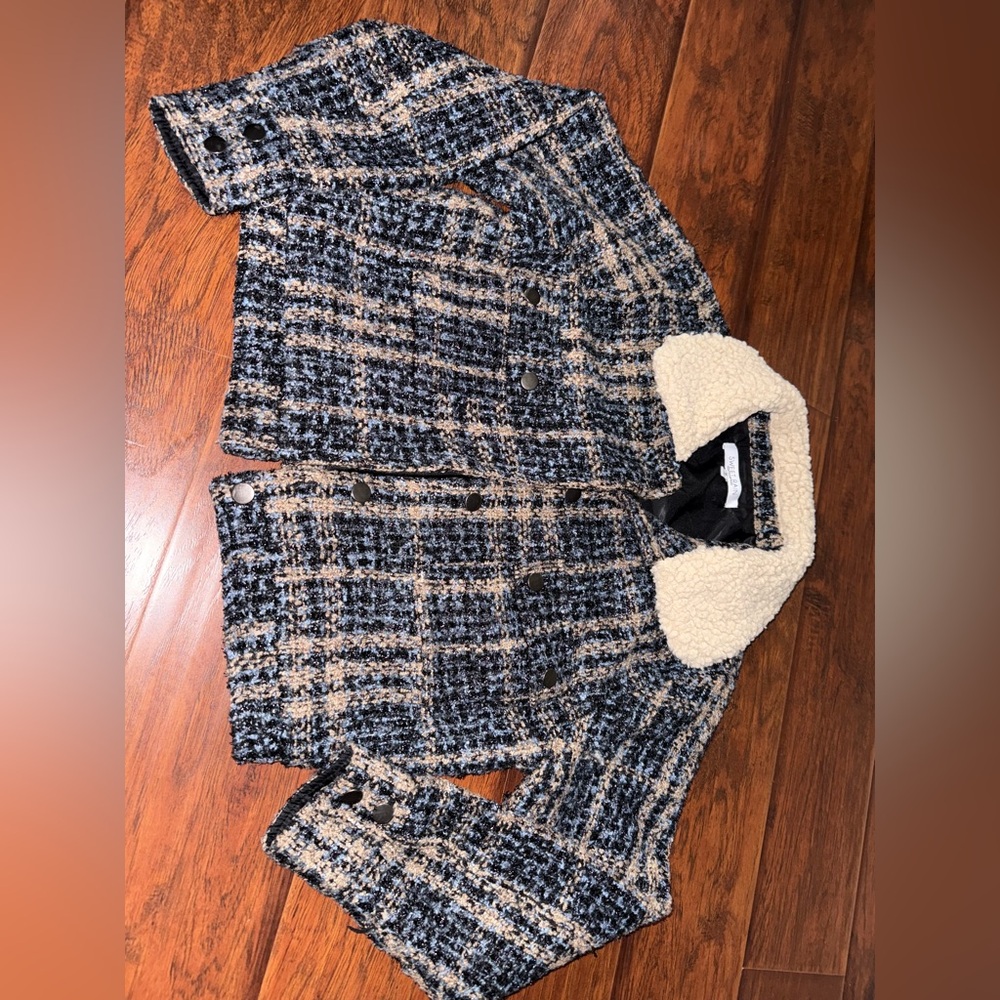 Medium sweater